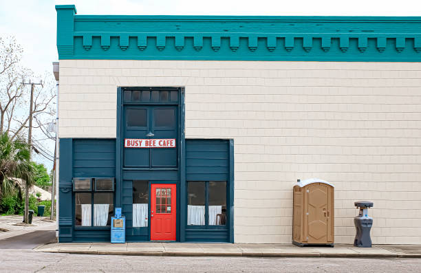 Porta potty delivery and setup in East Atlantic Beach, NY